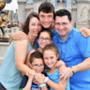 Meet your Posher, Kera